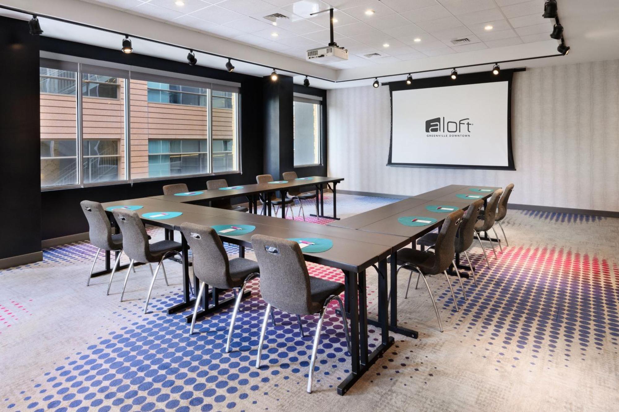 Aloft Downtown Hotel