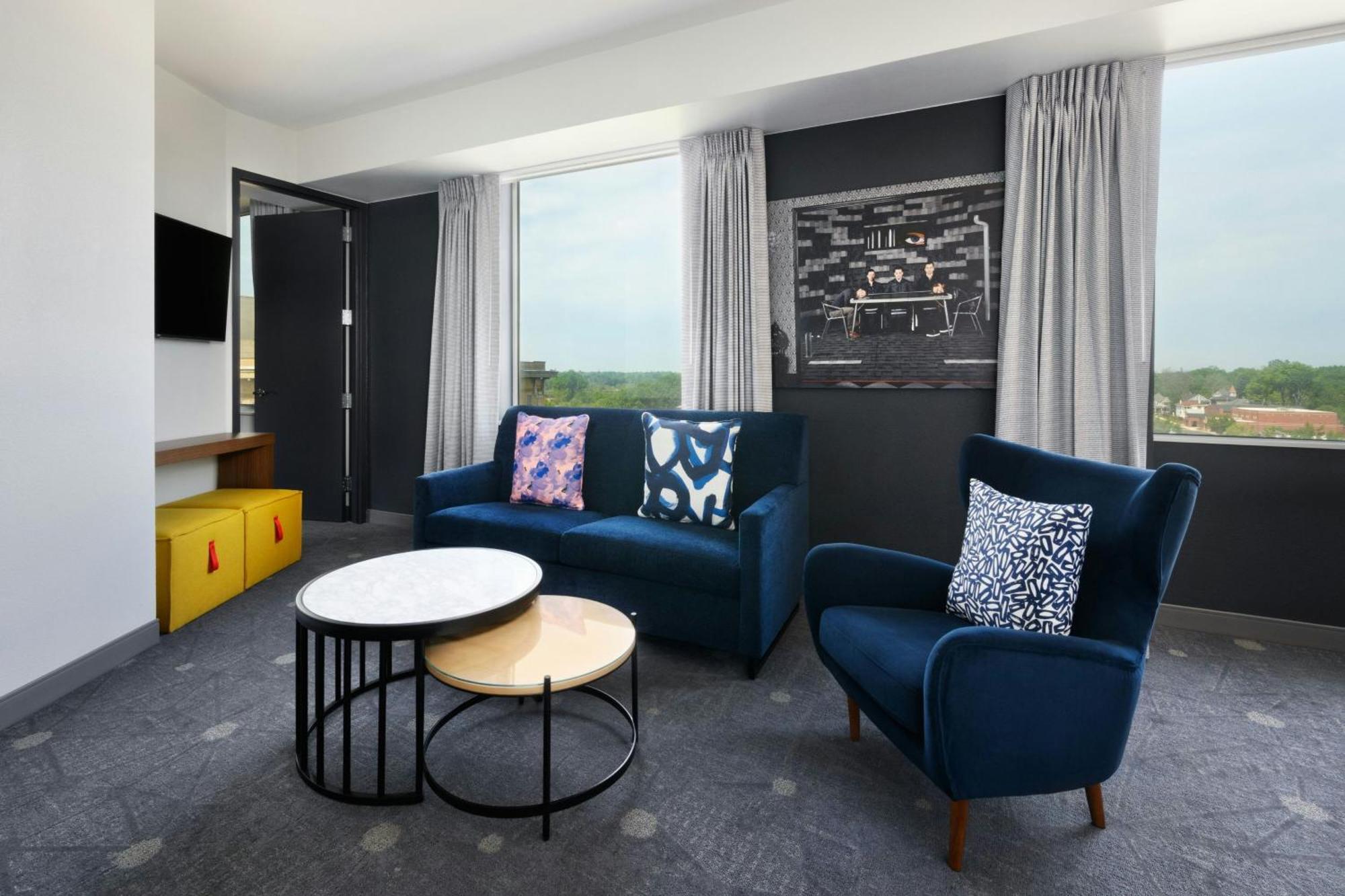 Hotel Aloft Downtown Greenville
